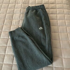 Men’s Nike dark grey sweat pants